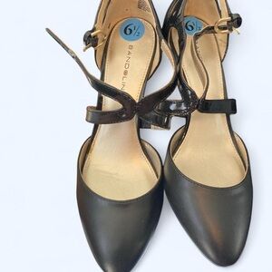 Bandolino Black Strappy Heels 6 1/2
